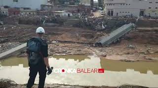 Voluntarios de Baleares rastrean un barranco para localizar a dos niños desaparecidos en Valencia [upl. by Livvi669]