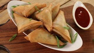 Chinese Chicken Samosa  Sanjeev Kapoor Khazana [upl. by Eelrebma]