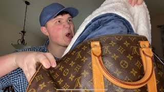 How to get creases and folds out of a Louis Vuitton bag [upl. by Kerat917]