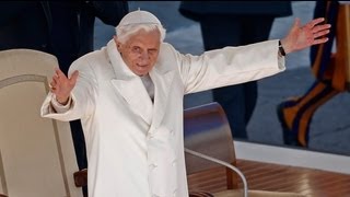 Papst Benedikt XVIverabschiedet sich von Gläubigen [upl. by Baptist632]