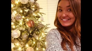 Come decorate the Christmas tree with me  Rosie henshaw [upl. by Aynotan]