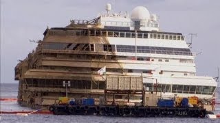 Costa Concordia steht wieder aufrecht  Journal [upl. by Dinesh20]