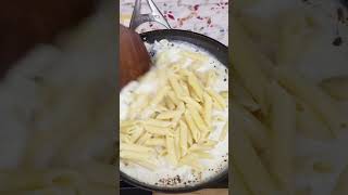 five minutes to cook cream pasta [upl. by Koblas]