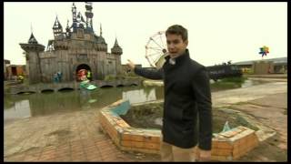 Banksy Dismaland BBC One OClock News [upl. by Leunas]