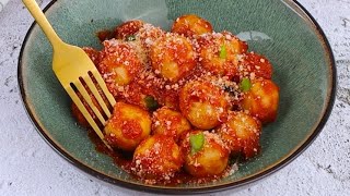 Gnocchi di pane con salsa al pomodoro unidea super per riciclare il pane raffermo [upl. by Debby]