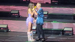 Greeicy  Esta Noche Con Mike Bahia en Vivo GreeicyYeliana Tour 150324 🤟🏻 [upl. by Theran287]