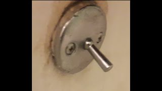 How to fix a Stuck Bathtub Drain [upl. by Eninahpets]