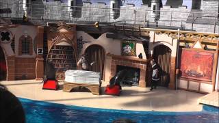 Clyde and Seamores Spooky Adventure  SeaWorld San Diego  HD [upl. by Niwrehs]