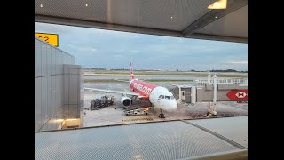 AirAsia A320  Jakarta Soekarno HattaSingapore Changi [upl. by Eeneg]