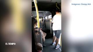 El momento en que un bus articulado se parte en dos en Brasil  EL TIEMPO [upl. by Amimej]