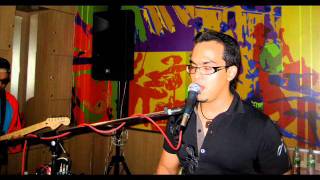 Ukays  Sudah Tiada Tunasnya  cover by Helmi Irman [upl. by Hcib]