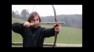 Archery Special Ottoman Shooting with a Majra or Nawak  wwwarcherythumbringcom [upl. by Donnelly775]