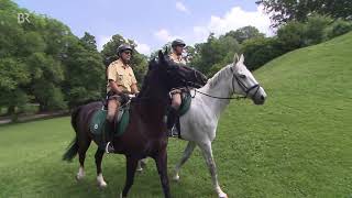 Berittene Polizei Hoch zu Ross im Englischen Garten in München  BR24 [upl. by Bord512]