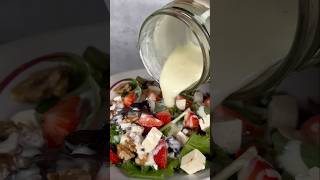 La ensalada veraniega más deliciosa Queso fresas y vinagreta casera [upl. by Aicnelev]