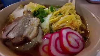 Oxtail Soup and Ramen at Kam Drive Inn Hawaii Oahu [upl. by Gensmer534]