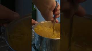 👨‍🍳Como hacer Tallarines Verdes con Hígado Frito comidaperuana gastronomiaperuana food [upl. by Hgielhsa]