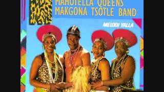 MAHLATHINI amp MAHOTELLA QUEENSThuto KelefaLA CUMBRE [upl. by Acimaj]