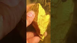 Finding gold  Natural gold catch part 6 crystals goldminers gemstone youtubeshorts quartz [upl. by Anitnemelc]