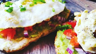 Egg amp Avocado Toast Healthy Breakfast Easy Recipe [upl. by Jeannie373]