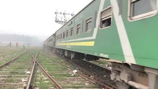 41up Karakoram Express Approaching Faisalabad With ZCU 30 6314 trainsampsoundspakrailroads [upl. by Ailegna73]