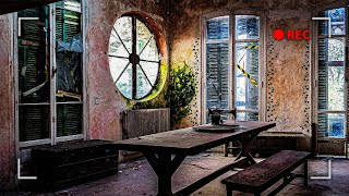 Un ARTISTE a abandonné sa merveilleuse demeure  Urbex inédit  MANOIR BUCOLIQUE [upl. by Eberhard264]