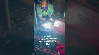 ARCCAPTAIN 200A on 110V tripped breaker 1st rod Ran 5 more amp no trips arcwelders [upl. by Haceber]