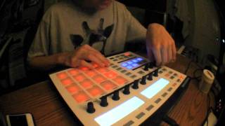 Felly on Grizzly Bears quotTwo Weeksquot sample on the Maschine Hip Hop Beat [upl. by O'Conner]