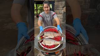 Yummy deep fry fish cooking by Mommy Sreypov [upl. by Pardew396]