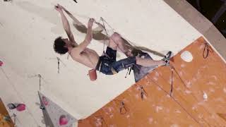 Adam Ondra na Makaku Adam Ondra on Makak Climbing Gym in Warsaw [upl. by Ayotol]