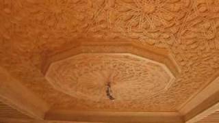 Plafond en bois sculpté [upl. by Aniluap]