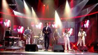 Aloe Blacc  Wake Me Up Live 2013 [upl. by Ahsiemak]