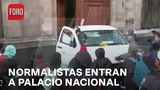 Normalistas de Ayotzinapa intentan entrar a Palacio Nacional [upl. by Rita]