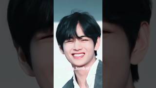 His smile btsbomb kimtaehyung btsbomb ytshorts fypシ゚viral [upl. by Eidnyl]