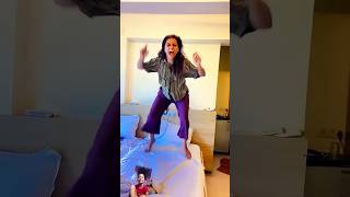 Smart to m bachpan se hu 😂😂🤣 comedy varshaofficial funny lovelysistersshow 😜😜 [upl. by Shama]