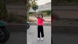 Prisha Kaha ja rhi h😂🤣 prishaandmom viralvideo funny thegeetagurjar trending shorts [upl. by Leacock]