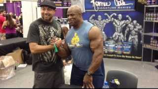 Ronnie Coleman with fans in Dallas [upl. by Lehctim]