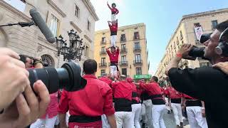 Castellers de Barcelona Pilar de 4 caminant  Mercè Colles Locals [upl. by Gaynor]