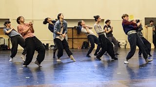 Dancers of Hofesh Shechter Company on Orphée et Eurydice Royal Opera [upl. by Maurilia]