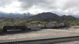 Union Pacific 5952 Ballast train meets BNSF freight  Sullivans curve Cajon Pass 111823 [upl. by Pamelina]