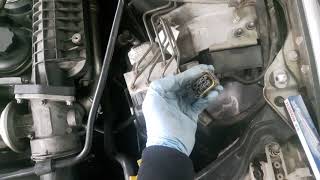 how to change glow plugs on mercedes C 220cdi [upl. by Berglund]