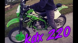 Kawasaki KDX220  quick review [upl. by Seko]