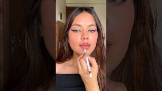 How to overline lips correctly 🥰 overline lips lipsticklover shorts [upl. by Joaquin]