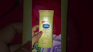 Vaseline deep moisturizer Hindi review😳😲 shorts [upl. by Jeminah]