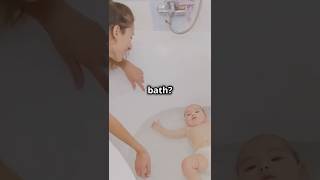 Give Your Baby the BEST First Bath Experience EVER [upl. by Bunow]