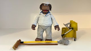 Unboxing Video Palisades Muppet Figures Beauregard [upl. by Ehpotsirhc]