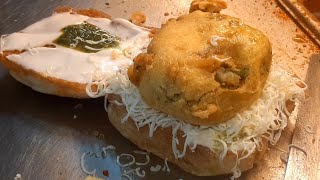 Most buttry Vada Pav amp Dabeli Rajkot [upl. by Abey]