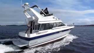 Bayliner Command 2958 Flybridge  Walkthrough [upl. by Pevzner788]