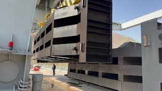 Heavy Spillway Gate Lifted by Crane dam water [upl. by Raphaela]