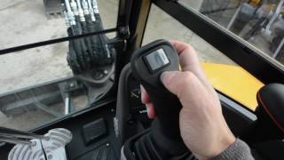 La cabina del miniescavatore Volvo CE ECR35D [upl. by Enimajneb783]