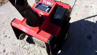 Toro CCR 2000E Snow thrower [upl. by Licha655]